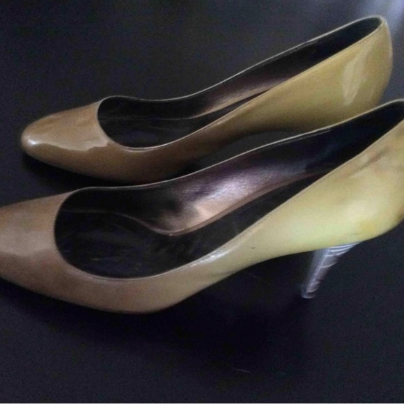 Size EU 39 US 8 Burberry Pumps - Picture 6 of 9